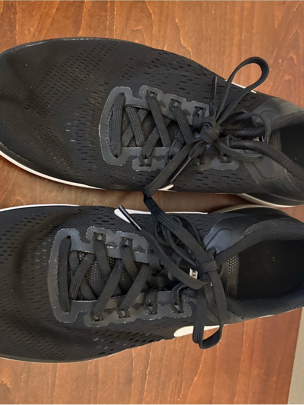 Women’s Nike flex 830751-001 black running shoes size 10